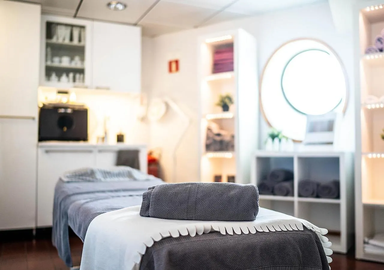 Viking Line Ferry Gabriella - 2-Night Cruise Helsinki-Stockholm-Helsinki Hotel